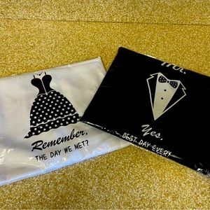 His / Her wedding aprons to celebrate a wedding!